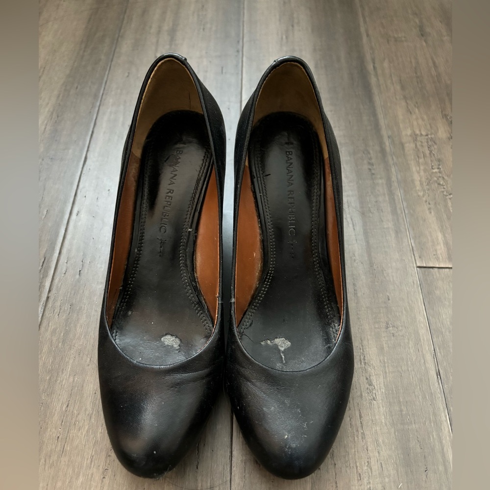 Banana Republic Wedge Heel Black Size 5.5